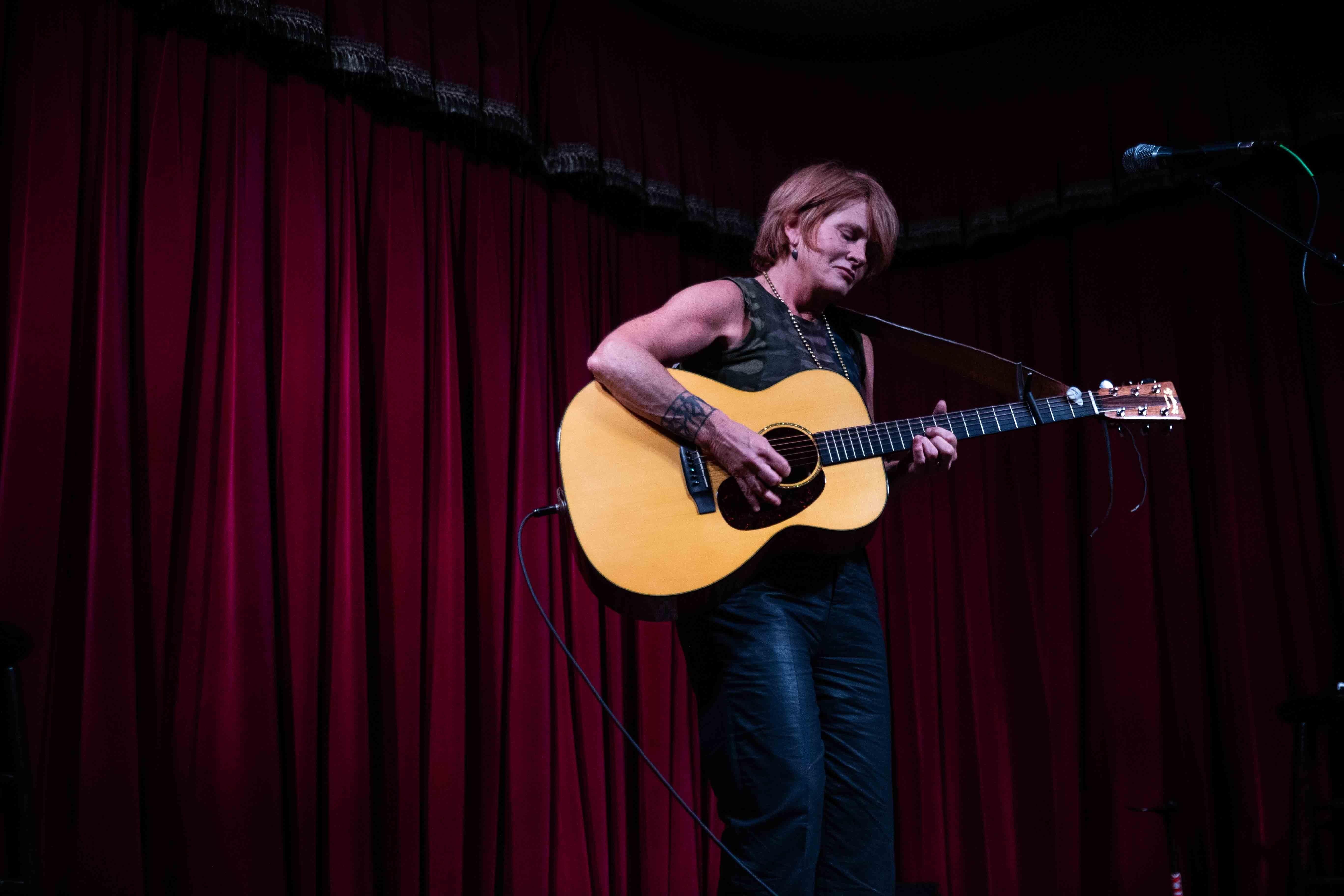 Shawn Colvin's new release "Lockdown: Live From Arlyn Studios" gathers tracks she recorded as part of a livestream series in 2020.